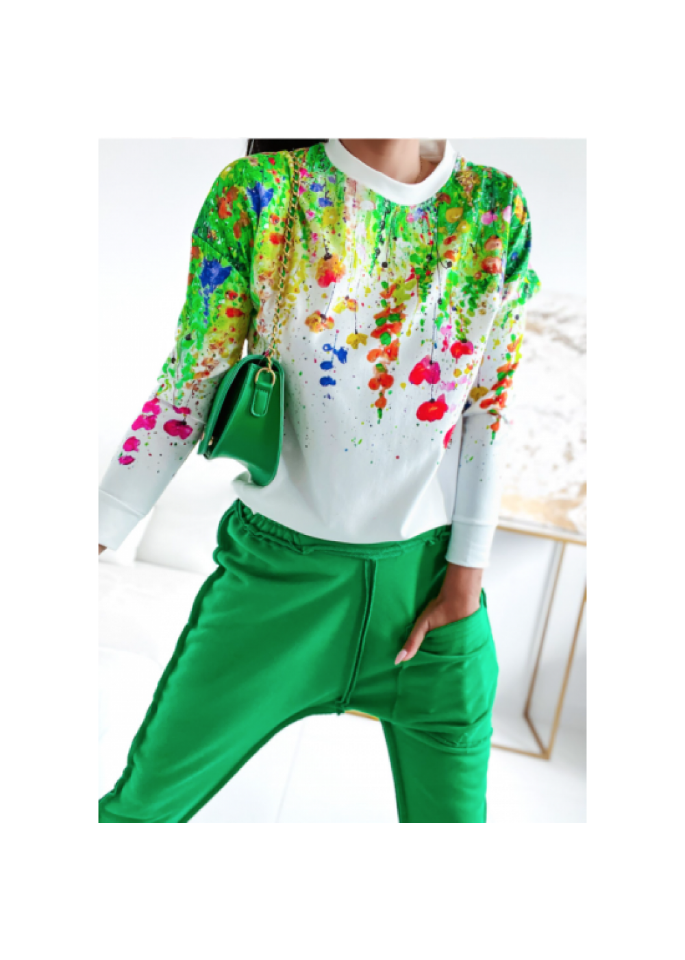 Spring Flow Set - бузка с цветя и зелен спортен панталон