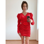 Червена плюшена рокля