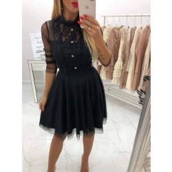 Стилан рокля с дантела