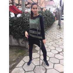 Стилен дамски комплект Капси