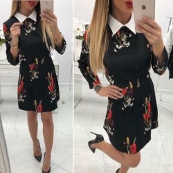 Флорална рокля с бяла яка