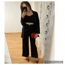 Дамски костюм в пълен комплект